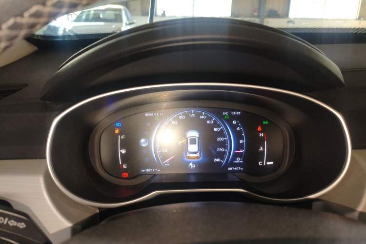 Used Geely Auto Emgrand X7 Sport 2018 1.8TD Automatic Two-Wheel Drive Smart Connect 4G Internet Edition
