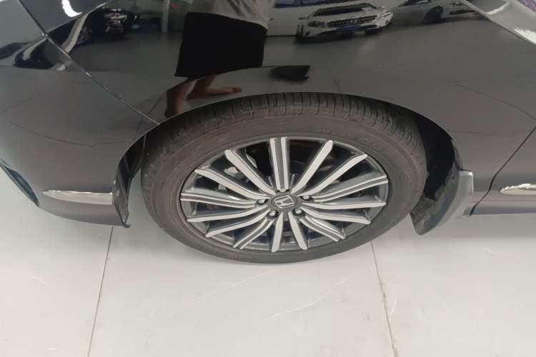 Used Honda Elysion 2022 2.0L eHEV Luxury Edition
