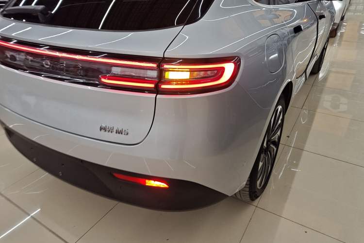 Used Hima AITO M5 2022 Extended-Range Four-Wheel Drive Performance Version
