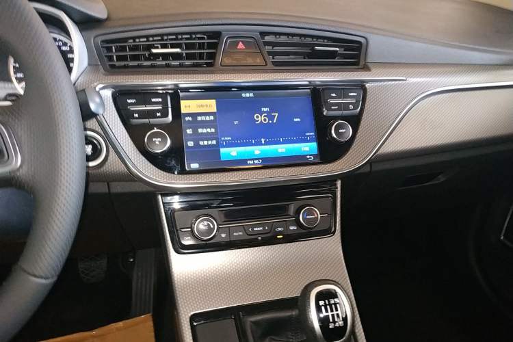 Used Geely Auto Emgrand GS 2016 Elegant Edition 1.8L Manual LingShang Model
