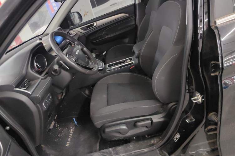 Used Haval M6 2023 PLUS 1.5T DCT Elite Smart Connectivity Model
