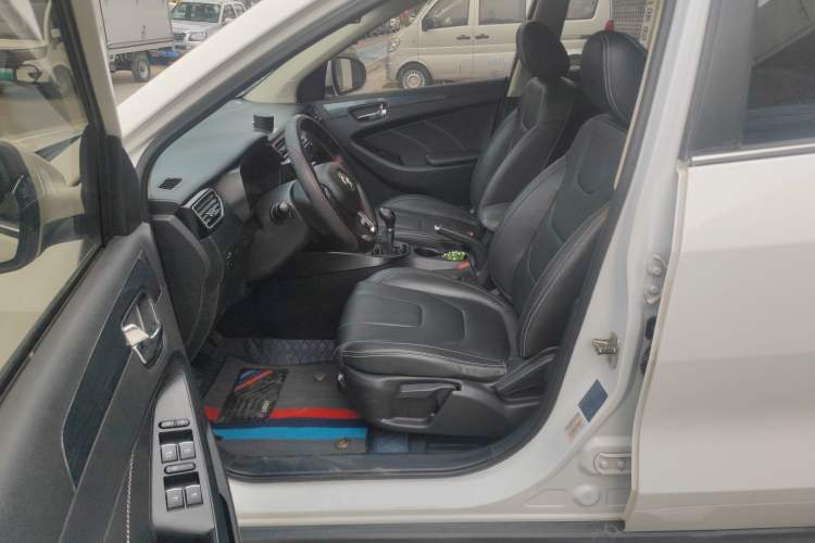 Used Dongfeng Fengon 580 2018 1.8L Manual Comfort Model
