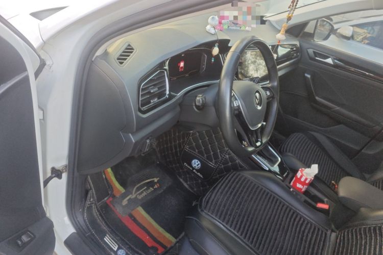 Used Volkswagen T-ROC 2022 280TSI DSG Two-Wheel Drive Comfort PLUS
