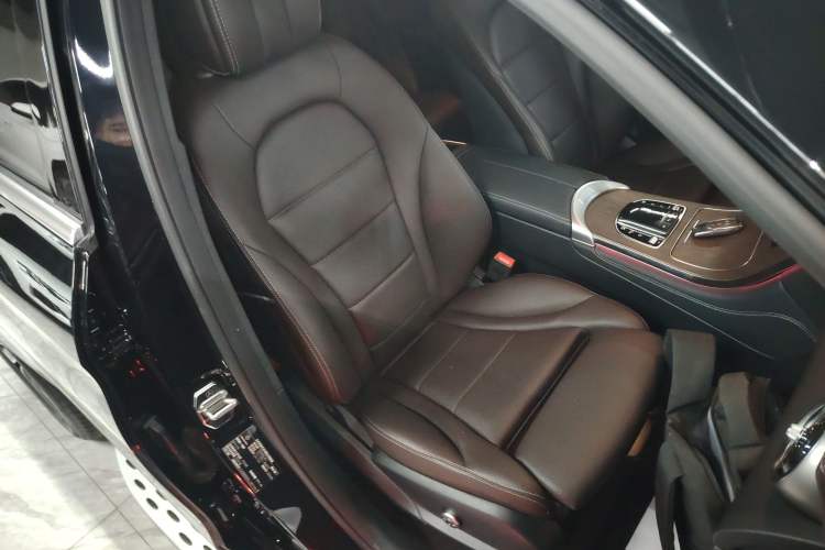 Used Mercedes-Benz GLC 2020 Facelift GLC 300 L 4MATIC Dynamic Edition