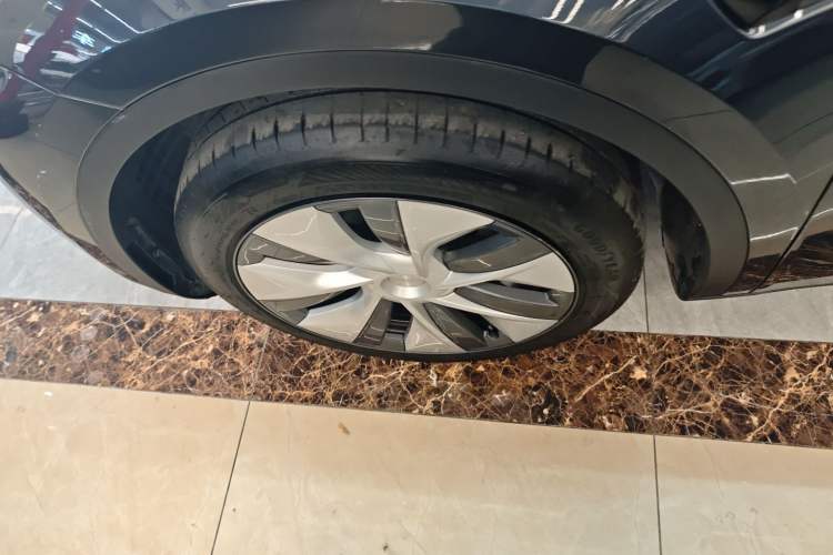 Used Tesla Model Y 2024 Rear-Wheel-Drive Version