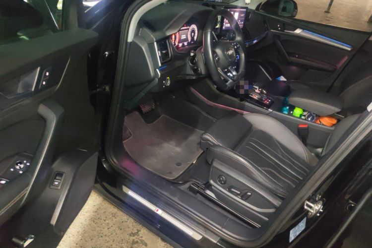 Used Audi Q5L 2022 40T Fashionable and Dynamic Model
