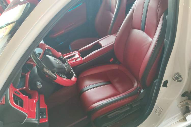 Used Honda Civic 2021 HATCHBACK 220TURBO CVT Trendy Cool Edition
