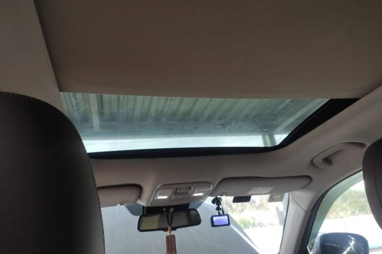 Used Geely Auto Emgrand X7 Sport 2016 1.8TD Automatic ZhiZun Version
