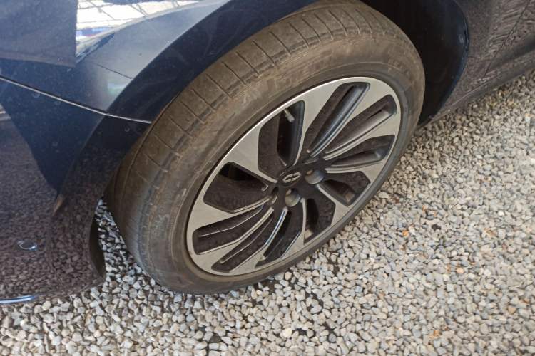 Used Hima AITO M5 2022 Extended-Range Four-Wheel Drive Performance Version
