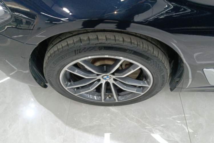 Used BMW 5 Series 2021 525Li M Sport Package