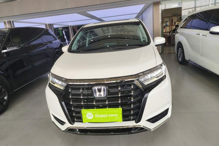 Used Honda Elysion 2022 2.0L eHEV Prestige Edition
