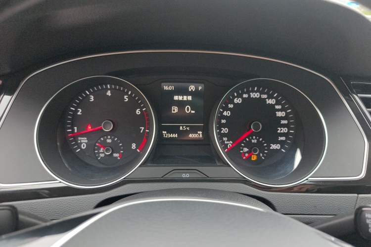 Used Volkswagen Magotan 2017 330TSI DSG Leading Model