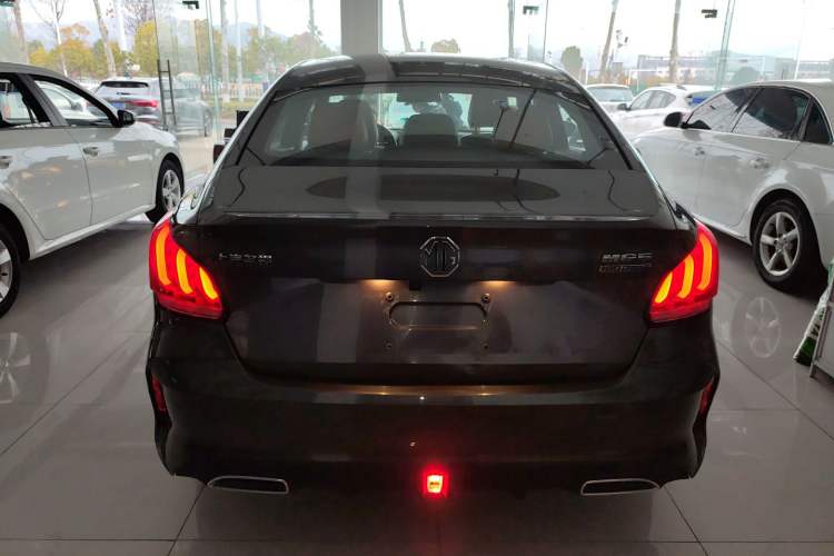 Used MG 5 2023 180 DVVT CVT Luxury Edition
