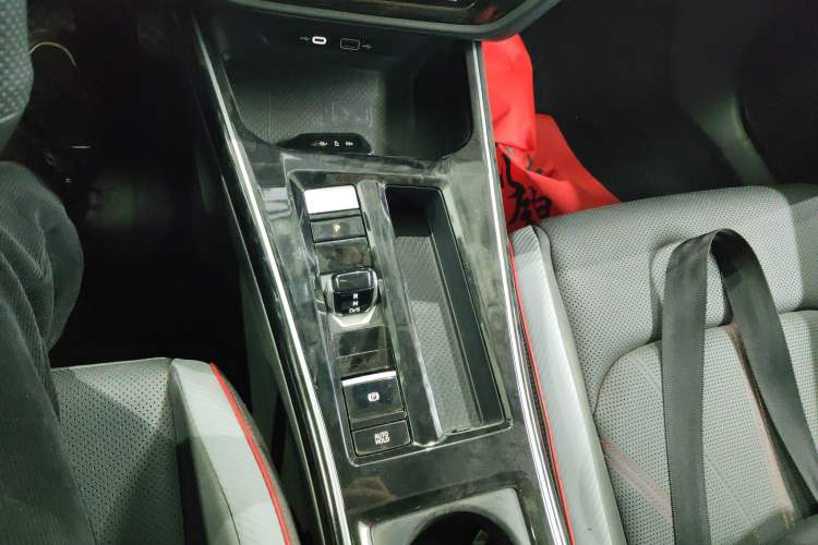 Used Volkswagen Lamando 2023 Lavida L 280TSI DSG Cool & Spicy Edition
