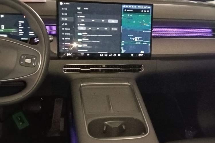 TDK.VehicleDetails.img