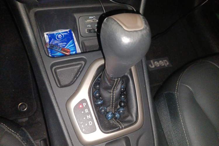 Used Jeep Cherokee 2016 2.0L Superior Edition