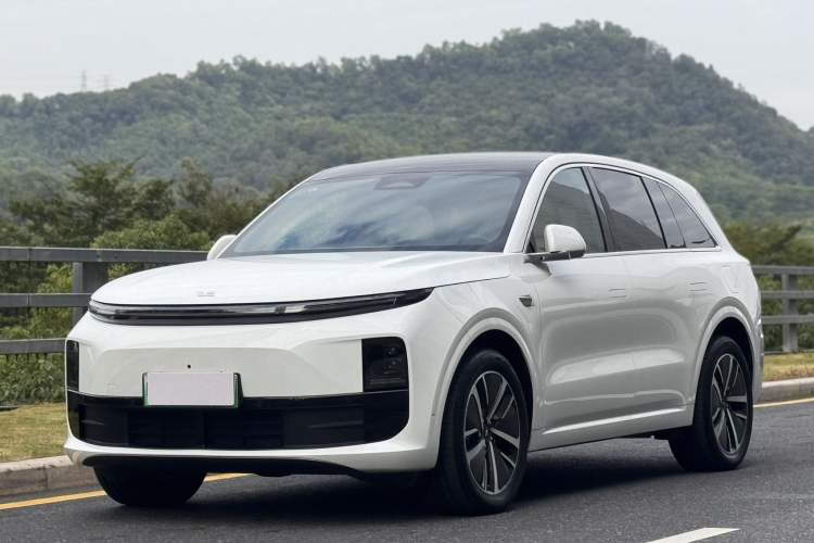 Used Li Auto L6 2025 Pro Smart Refresh Edition
