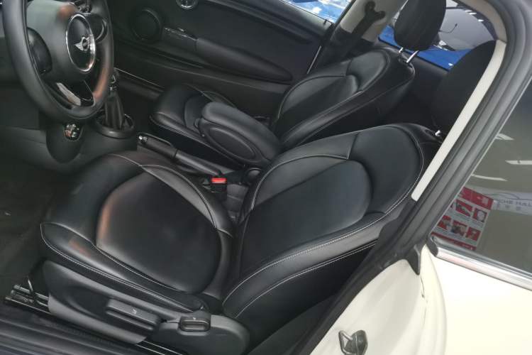 Used  MINI 2014 1.2T ONE
