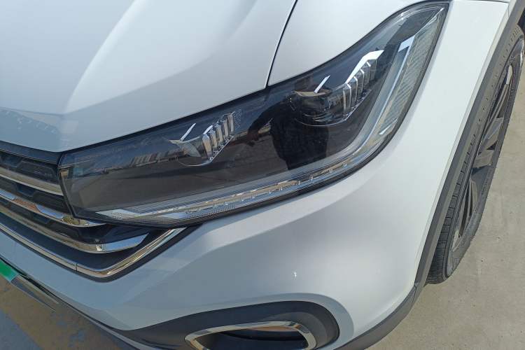 Used Volkswagen Tacqua 2021 280TSI DSG EnjoyPro Smart Connectivity Version