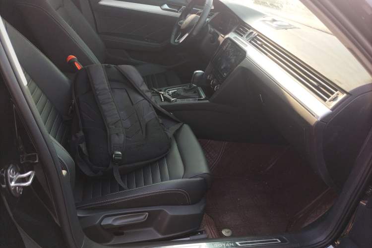 Used Volkswagen Magotan 2023 2 Million Units Limited-Edition 280TSI DSG Comfort Version