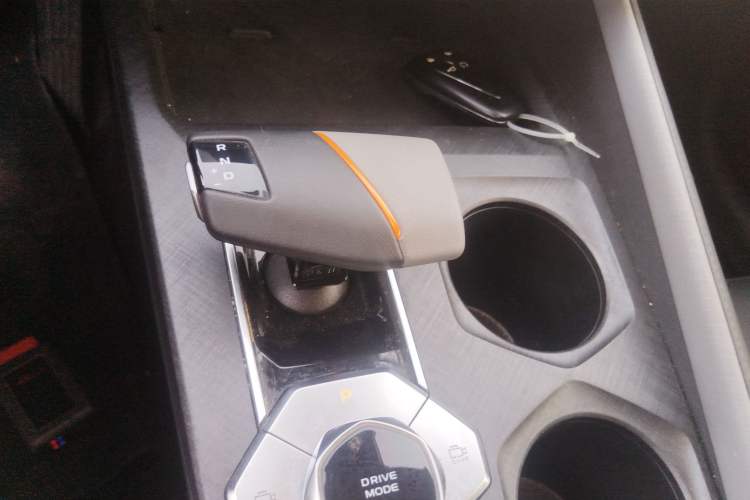 Used Changan UNI-V 2022 1.5T Prestige Version
