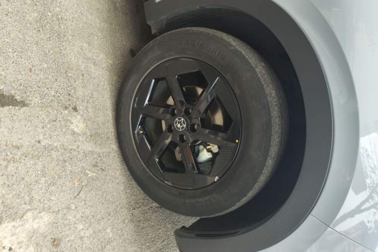 Used Venucia VX6 2024 520 Travel Edition