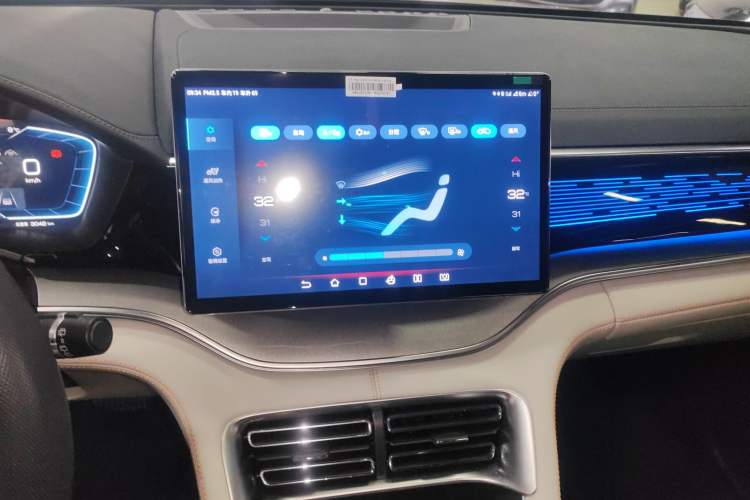 Used BYD Song PLUS New Energy 2023 Champion Edition EV 520KM Flagship Model
