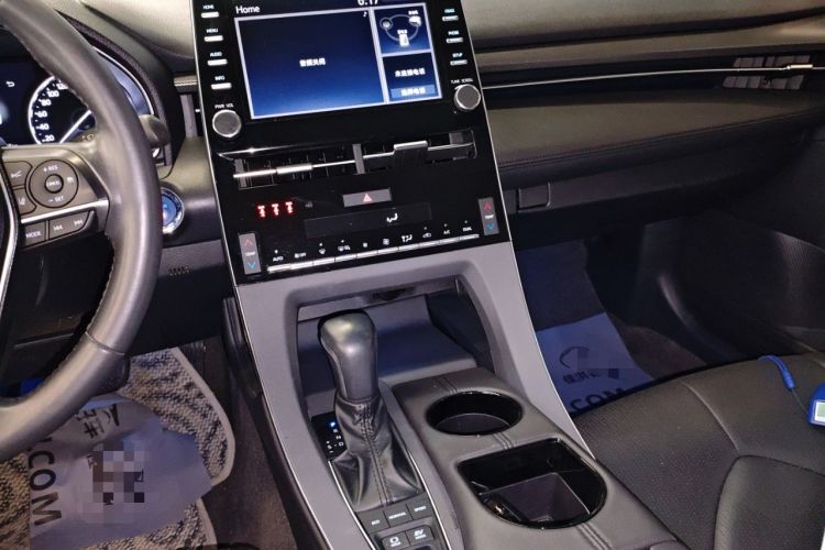 Used Toyota Avalon 2019 Dual-Engine 2.5L Luxury Edition China VI Standard
