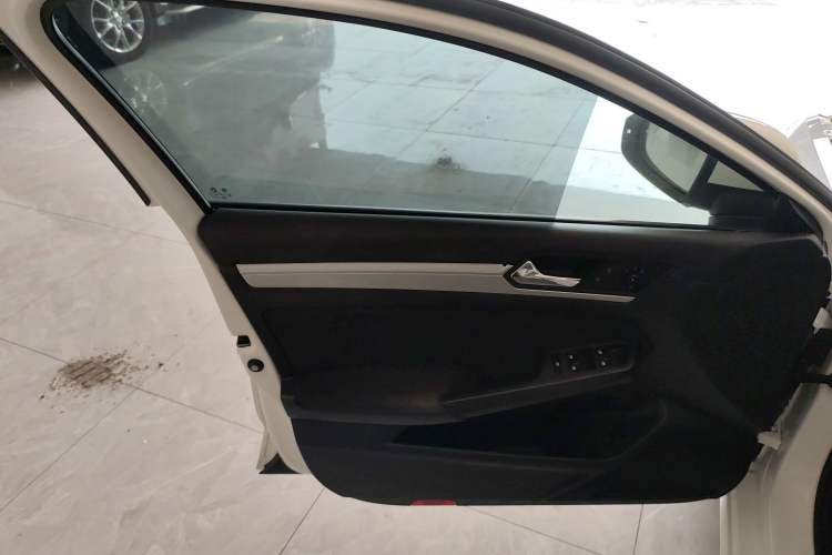 Used Volkswagen Lamando 2019 230TSI DSG Fashion Edition China VI
