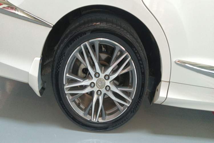 Used Honda Elysion 2019 2.0L Hybrid Supreme Edition
