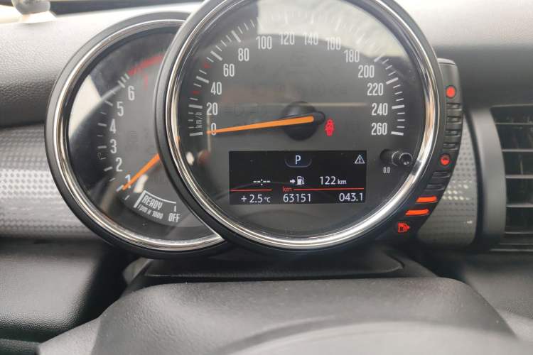 Used  MINI 2015 1.5T COOPER Fun Five-Door Edition