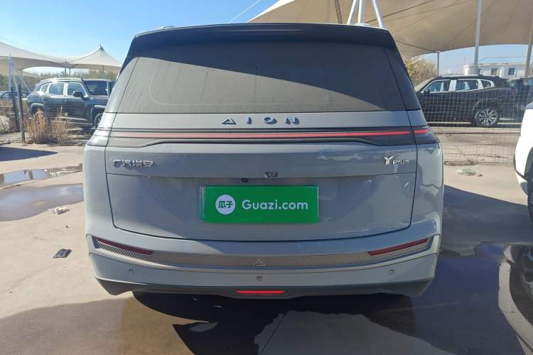 Used AION Y 2023 Younger Star Edition