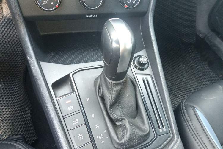 Used Volkswagen Lavida 2024 1.5L Automatic DeYi Edition