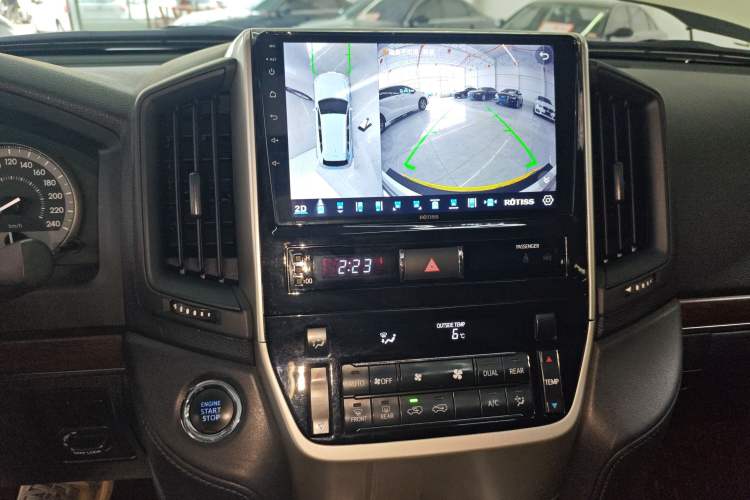 Used Toyota Land Cruiser (Parallel Import) 2020 4.0L GX-R Middle East
