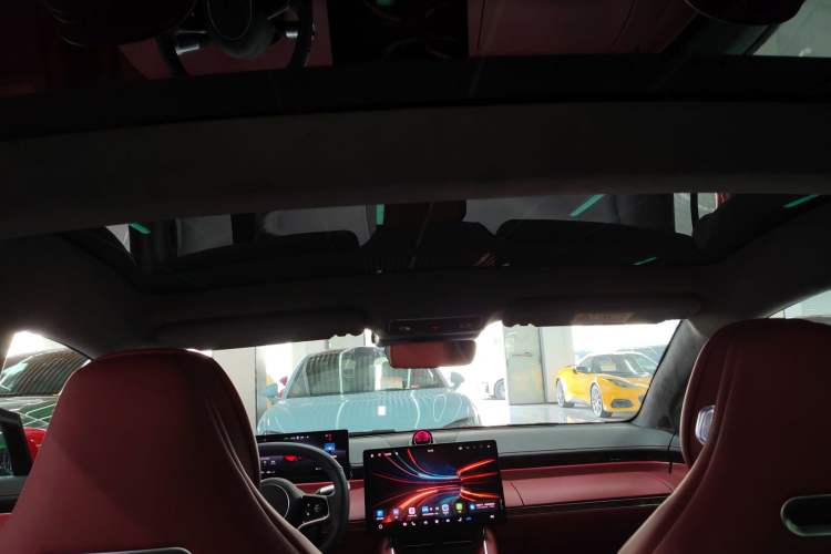 Used Hima Luxeed S7 2025 785 km Ultra