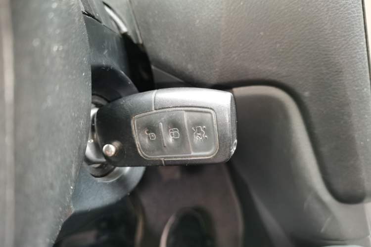 Used Ford Focus 2013 Hatchback Classic 1.8L Manual Base Model