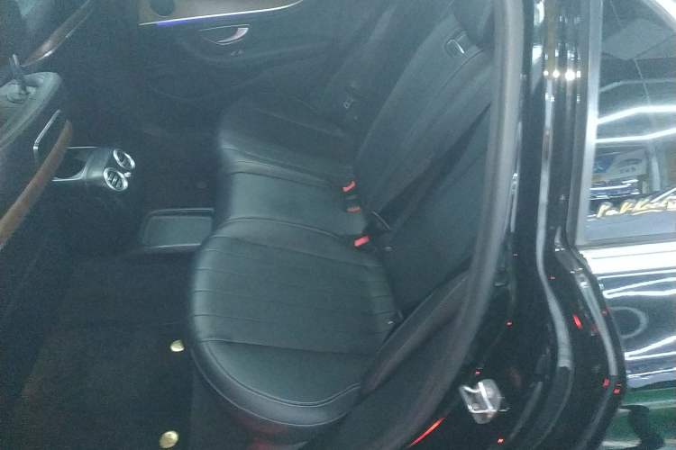 Used Mercedes-Benz E-Class 2018 E 300 L Luxury Model
