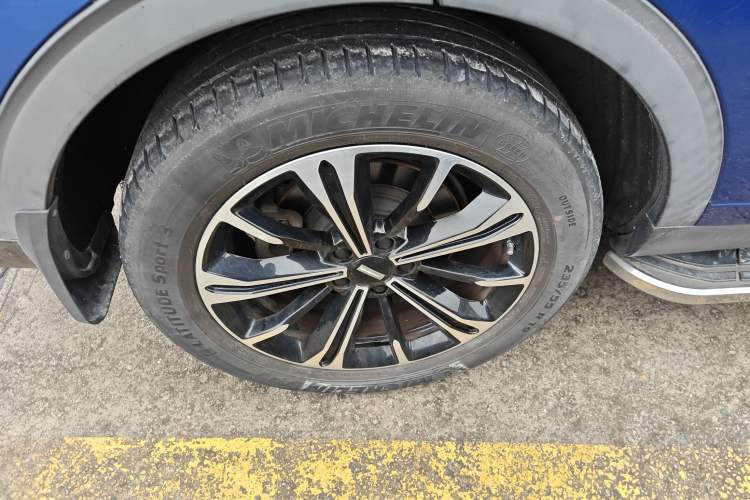 Used Wey VV6 2021 2.0T Two-Wheel Drive Smart Protection+
