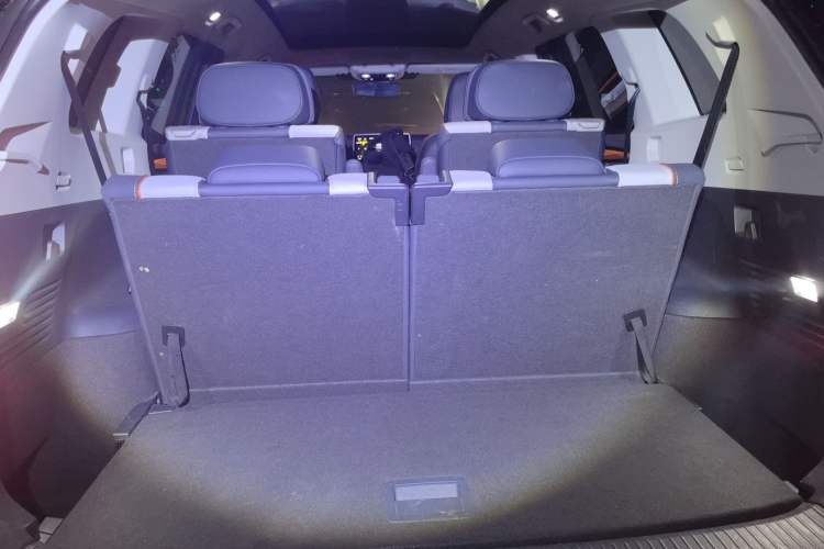 Used Volkswagen ID.6 CROZZ 2022 Long-Range PRO Edition
