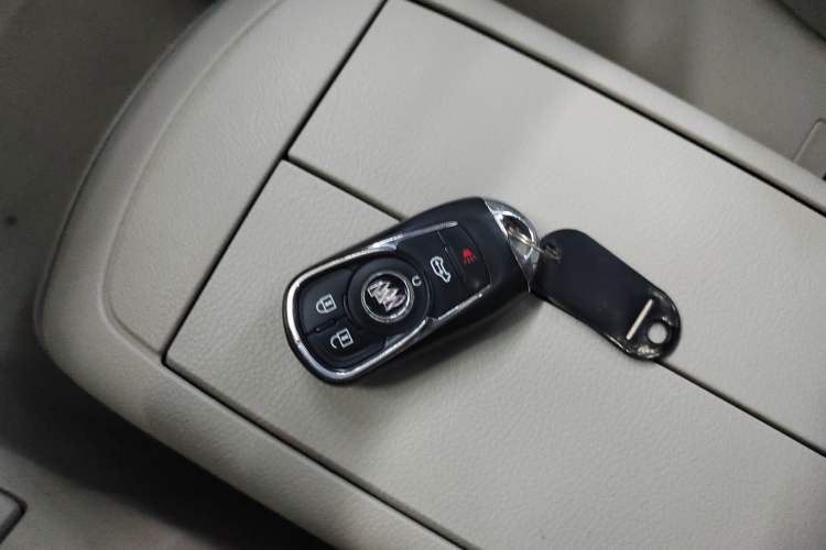 Used Buick GL8 2022 Land Business Class 652T Luxury Model