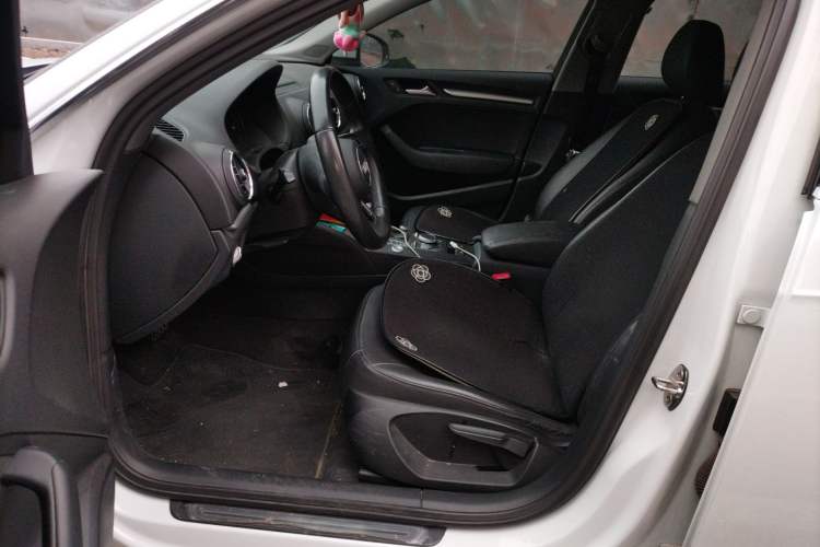 Used Audi A3 2018 30th Anniversary Edition Sportback 35 TFSI Ambition Model
