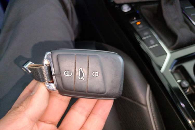 Used Volkswagen Passat 2022 330TSI Starry Luxury Edition
