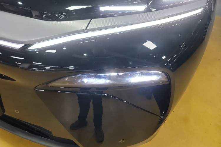 Used BYD Tang L 2025 EV 670KM LiDAR Flagship Version
