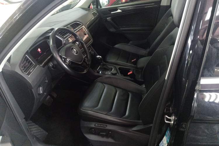 Used Volkswagen Tiguan 2018 330TSI All-Wheel-Drive Innovation Model
