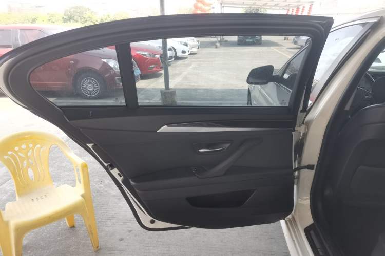 Used BMW 5 Series 2013 525Li Luxury Model