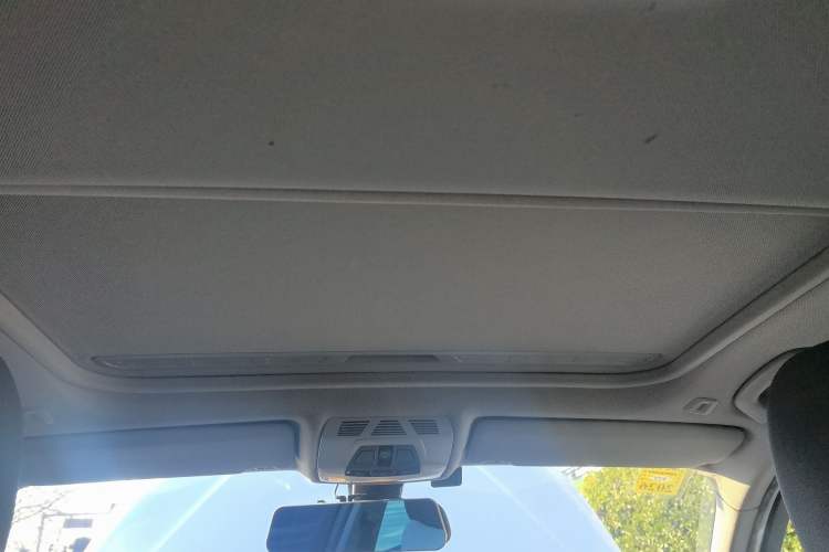 TDK.VehicleDetails.img