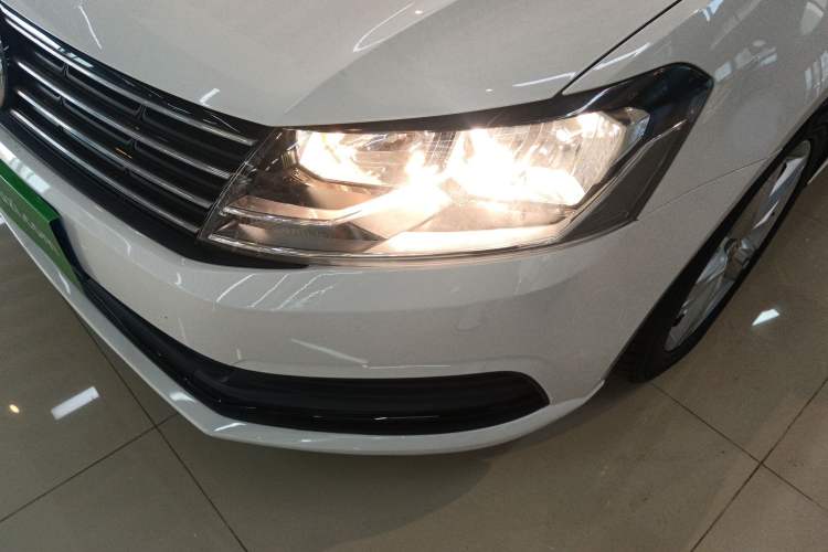 Used Volkswagen Lavida 2018 Classic 1.5L Automatic Fashion Edition China VI Standard
