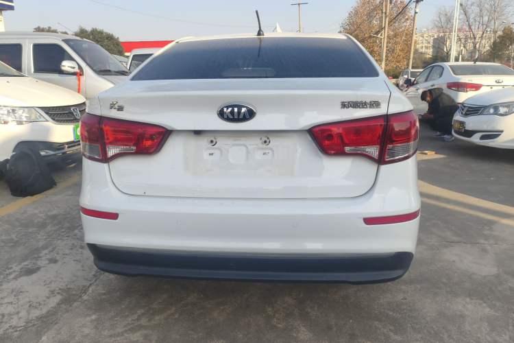 Used Kia K2 2015 Sedan 1.4L MT GLS