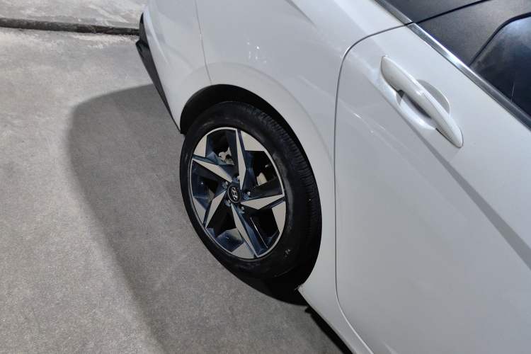 Used Hyundai Elantra 2021 1.5L CVT GLX Elite Edition
