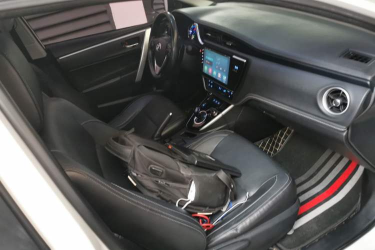 Used Toyota Corolla 2017 Revised Dual-Engine 1.8L E-CVT Elite Edition